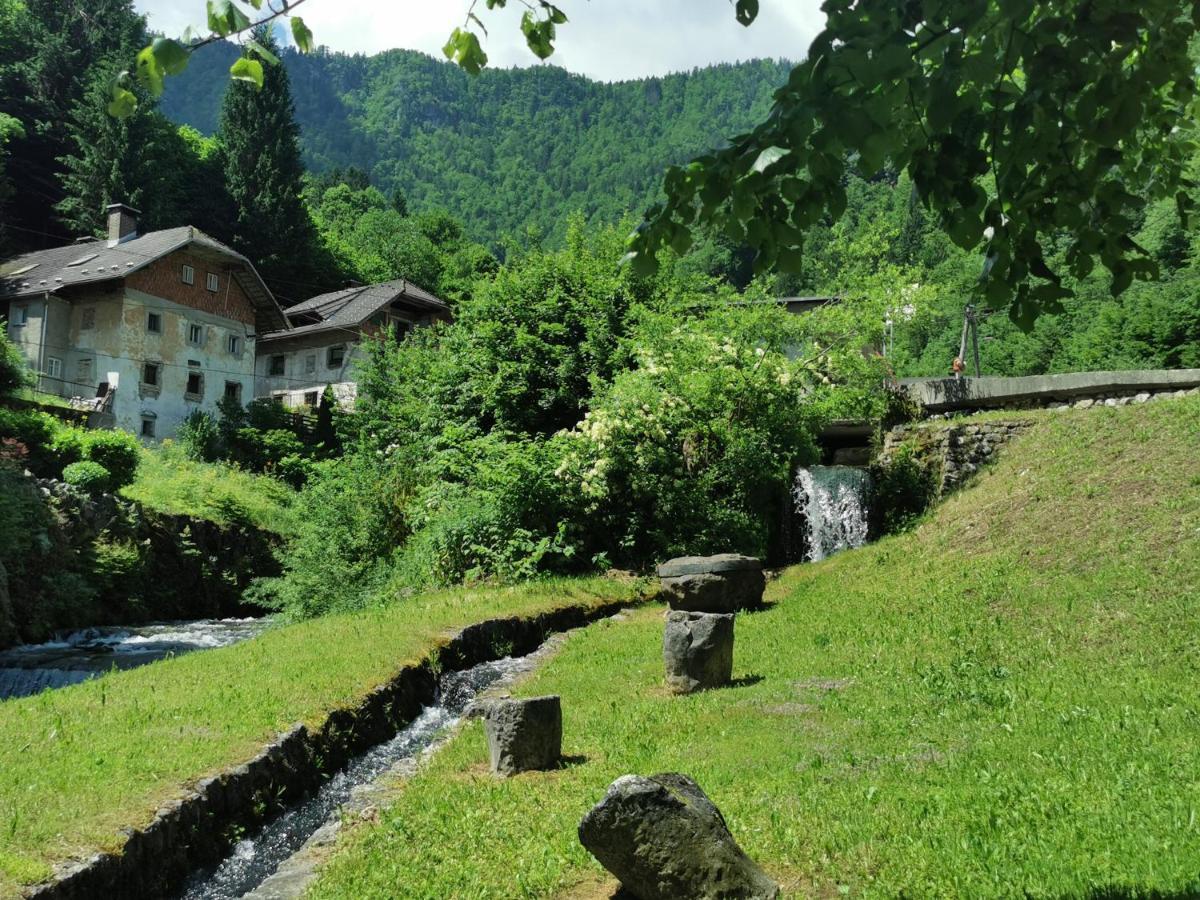 Bajta Kroparica Exterior foto