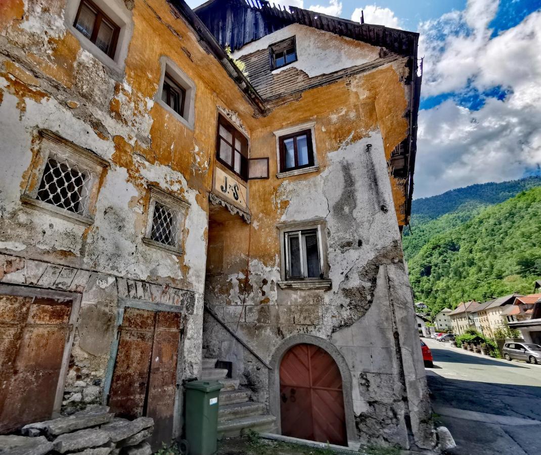 Bajta Kroparica Exterior foto