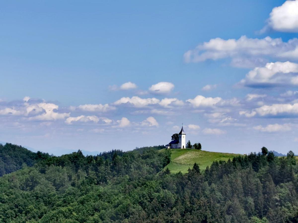 Bajta Kroparica Exterior foto